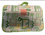 Tender Love + Carry Escape Green Hanging Washbag