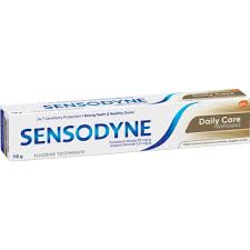 Sensodyne Total Care + Whitening 110g