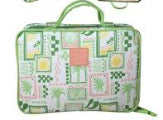 Tender Love + Carry Escape Green Hanging Washbag